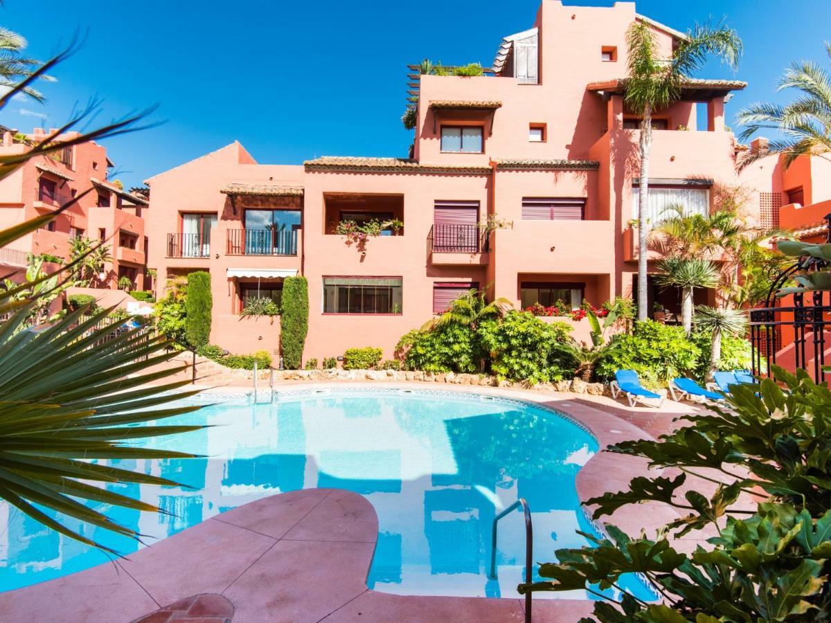 Rentandhomes Marbella Luxury Beach Екстер'єр фото